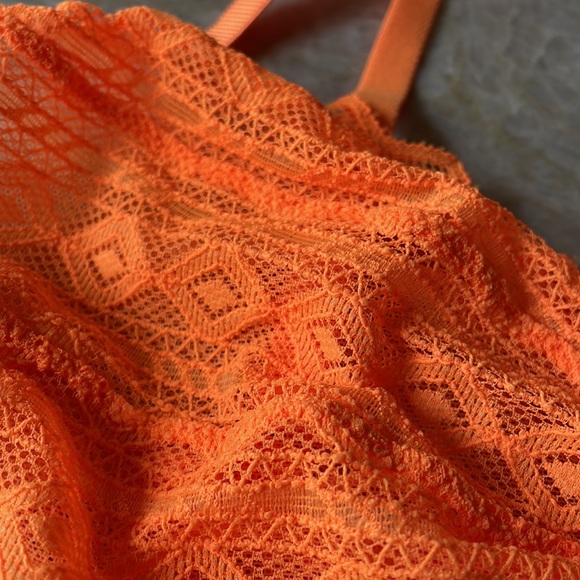 VICTORIA’S SECRET Bralette - Neon Orange - Lace Mesh Bralette - NWT - Size M - Picture 5 of 7